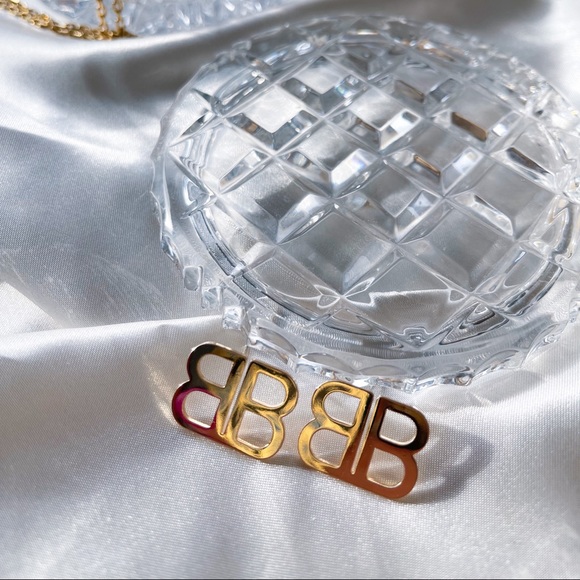 *LAST 3* BB Earrings 18k Gold on Stainless Steel - Picture 2 of 5
